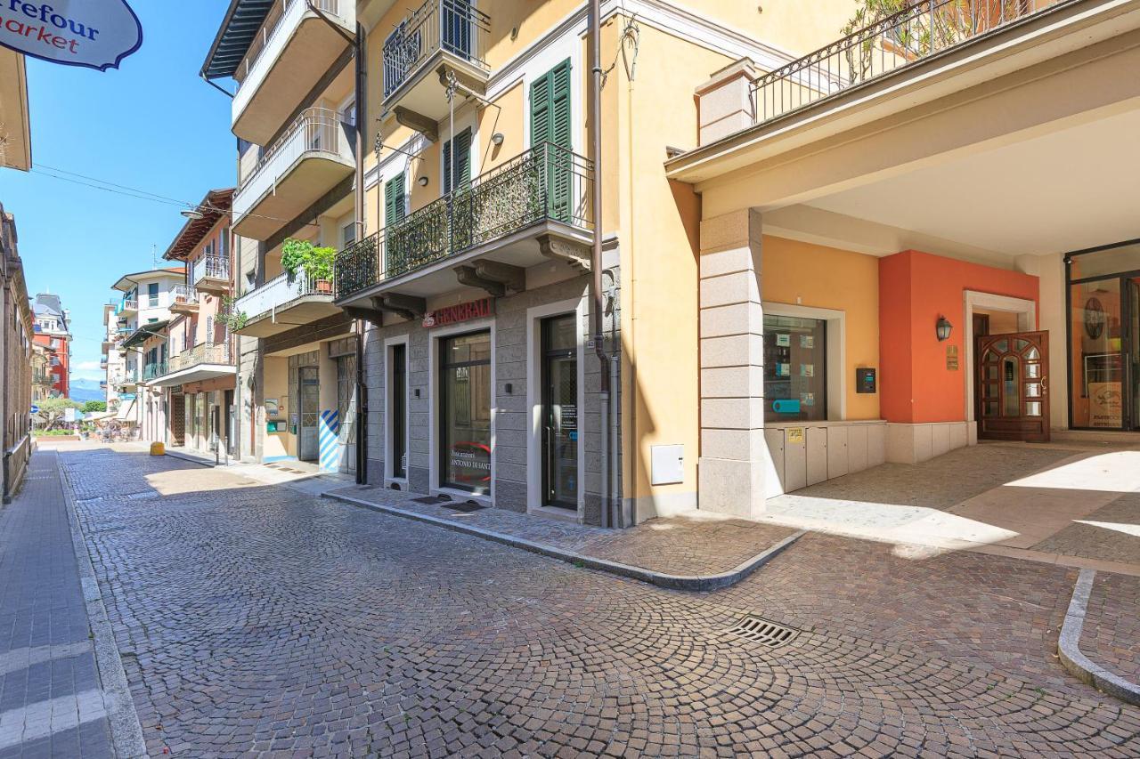 Dolfin - Nel Centro Di Stresa - By Impero House 아파트 외부 사진